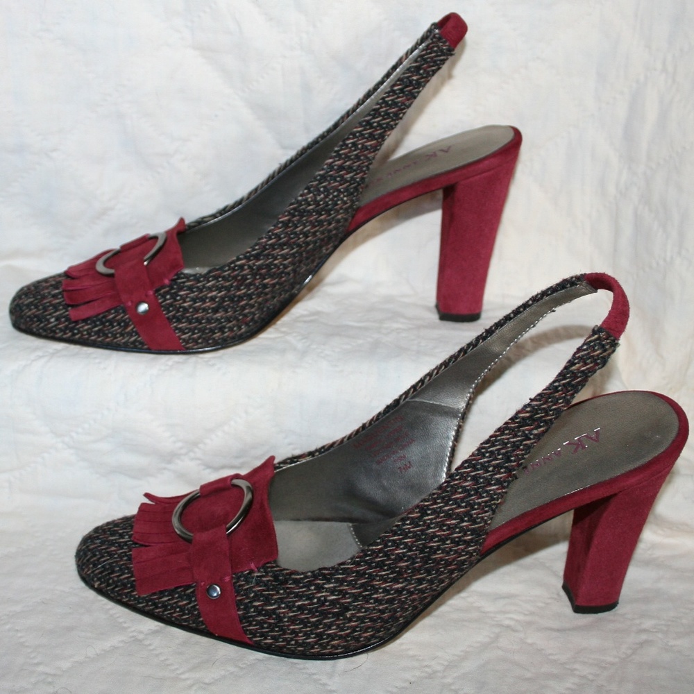 Anne Klein slingback heels EUC!